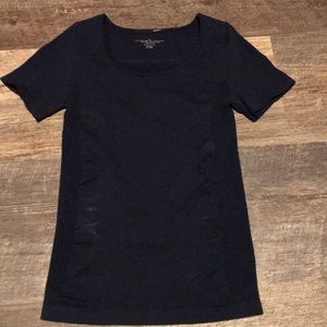 Medium/Large women’s sports short sleeved shirt